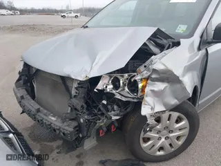 2019 Dodge Grand Caravan SE with VIN 2C4RDGBG2KR547780, listed as a IAAI auction lot 41538829 with 63,667 mi miles. Bid and sale history available at carsss.com. Image 6.