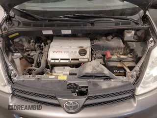 2005 Toyota Sienna CE with VIN 5TDZA23C15S290369, listed as a IAAI auction lot 42143101 with 248,825 mi miles. Bid and sale history available at carsss.com. Image 10.