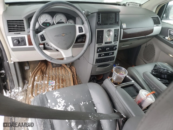 2010 Chrysler Town & Country Touring with VIN 2A4RR5D19AR351200, listed as a Copart auction lot 46735755 with 190,921 mi miles and Salvage Title. Bid and sale history available at carsss.com. Image 8.