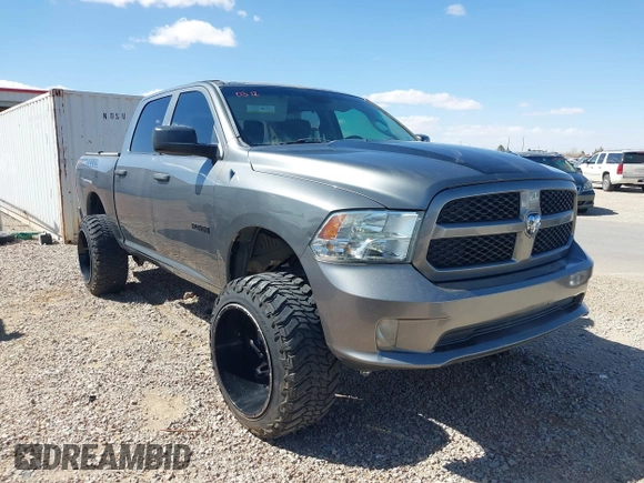 2013 Ram 1500 Express z VIN 1C6RR6KT8DS538406, wystawiony jako IAAI lot #41774359 z przebiegiem 154 338 mil mil oraz . Historia ofert i sprzedaży dostępna na DreamBid. Obrazek 13.