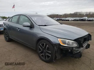 2017 Volvo S60 Dynamic with VIN YV140MTL5H2420359, listed as a Copart auction lot 53880315 with 189,512 mi miles and Salvage Title. Bid and sale history available at carsss.com. Image 4.