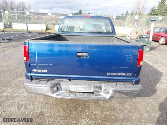 1999 Chevrolet S-10 LS with VIN 1GCCS19X9XK206722, listed as a IAAI auction lot 41763098 with 127,684 mi miles. Bid and sale history available at carsss.com. Image 6.