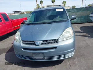 2005 Toyota Sienna CE with VIN 5TDZA23C15S237882, listed as a IAAI auction lot 41988071 with 223,490 mi miles. Bid and sale history available at carsss.com. Image 6.