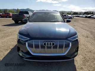 2019 Audi e-tron Prestige with VIN WA1VABGE8KB021079, listed as a Copart auction lot 51440093 with 0 mi miles. Bid and sale history available at carsss.com. Image 5.