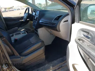 2014 Chrysler Town & Country Touring with VIN 2C4RC1BG4ER242768, listed as a IAAI auction lot 41683104 with 229,954 mi miles and . Bid and sale history available at DreamBid. Image 5.