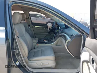 2010 Acura TL Technology z VIN 19UUA8F53AA026461, wystawiony jako IAAI lot #42034196 z przebiegiem 174 209 mil mil oraz . Historia ofert i sprzedaży dostępna na DreamBid. Obrazek 5.