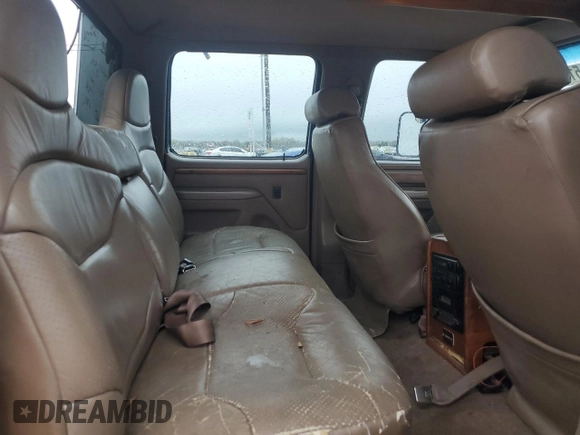 1996 Ford F-350 with VIN 1FTJW35F5TEB52509, listed as a Copart auction lot 51048475 with 199,464 mi miles and Salvage Title. Bid and sale history available at DreamBid. Image 10.