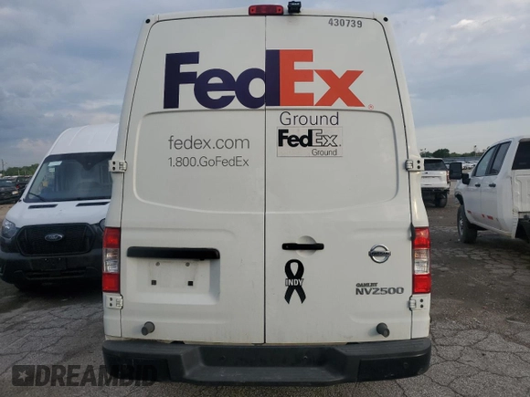 2020 Nissan NV Cargo S z VIN 1N6BF0LY9LN803984, wystawiony jako Copart lot #55588715 z przebiegiem 156 488 mil mil oraz Szkoda całkowita • Salvage title. Historia ofert i sprzedaży dostępna na DreamBid. Obrazek 10.