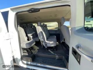 2016 Ford Transit Wagon XL with VIN 1FBZX2ZGXGKB47878, listed as a Copart auction lot 77989984 with 220,286 mi miles and Clean Title. Bid and sale history available at carsss.com. Image 6.