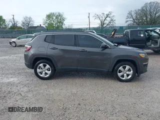 2018 Jeep Compass Latitude with VIN 3C4NJCBB3JT377011, listed as a IAAI auction lot 41886466 with 94,361 mi miles. Bid and sale history available at carsss.com. Image 13.