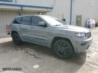 2021 Jeep Grand Cherokee Laredo X with VIN 1C4RJEAG1MC812893, listed as a Copart auction lot 45236085 with 43,286 mi miles and Salvage Title. Bid and sale history available at carsss.com. Image 4.