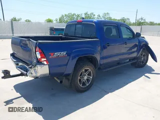 2014 Toyota Tacoma PreRunner with VIN 3TMJU4GN8EM157541, listed as a IAAI auction lot 41998374 with 113,830 mi miles. Bid and sale history available at carsss.com. Image 4.