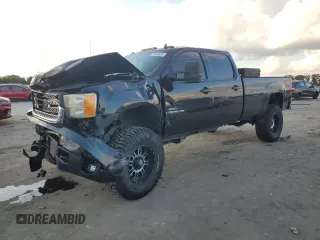 2008 GMC Sierra 3500HD SRW SLT z VIN 1GTHK33618F176644, wystawiony jako Copart lot #73640434 z przebiegiem 248 244 mil mil oraz Szkody całkowita. Historia ofert i sprzedaży dostępna na DreamBid. Obrazek 1.