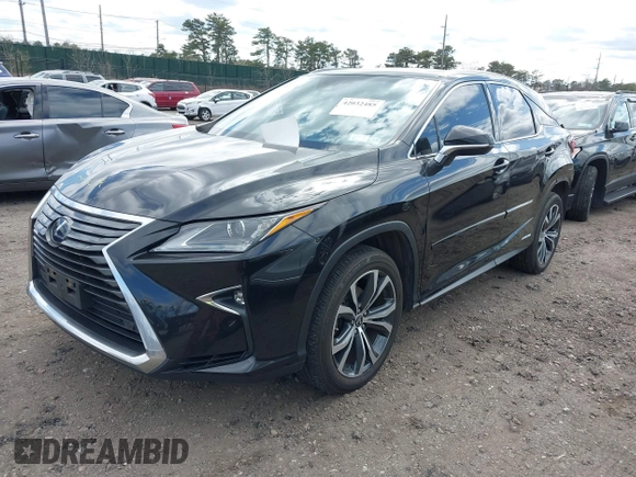 2018 Lexus RX with VIN 2T2BGMCA0JC024236, listed as a IAAI auction lot 42032485 with 105,046 mi miles. Bid and sale history available at carsss.com. Image 19.