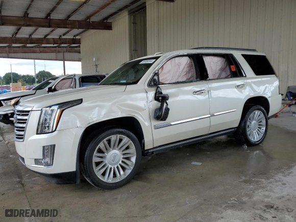2015 Cadillac Escalade Platinum with VIN 1GYS3PKJ1FR717164, listed as a Copart auction lot 86589344 with 0 mi miles and Non Repairable. Bid and sale history available at carsss.com. Image 1.