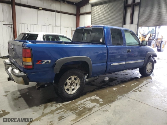 2004 GMC Sierra 1500 SLT with VIN 1GTEK19T44E290125, listed as a Copart auction lot 41653765 with 221,808 mi miles and Clean Title. Bid and sale history available at carsss.com. Image 3.