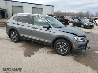 2019 Volkswagen Tiguan SE with VIN 3VV2B7AX8KM024779, listed as a Copart auction lot 53458305 with 67,337 mi miles and Salvage Title. Bid and sale history available at carsss.com. Image 4.