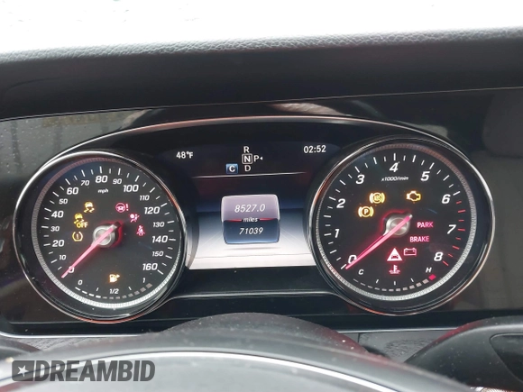 2018 Mercedes-Benz E with VIN WDDZF4KB5JA352116, listed as a IAAI auction lot 41863109 with 71,039 mi miles. Bid and sale history available at carsss.com. Image 7.