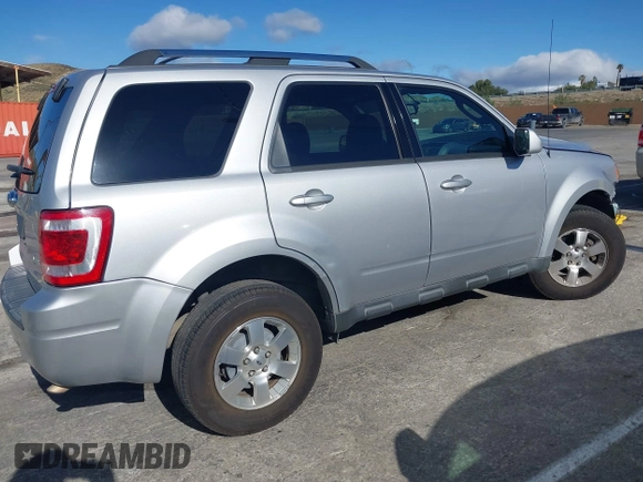 2012 Ford Escape Limited with VIN 1FMCU0EG0CKA30496, listed as a IAAI auction lot 41902437 with 208,934 mi miles and . Bid and sale history available at carsss.com. Image 14.