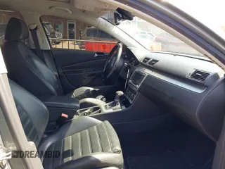 2008 Volkswagen Passat 3.6L V6 with VIN WVWDU73C58P065966, listed as a IAAI auction lot 42543613 with 142,948 mi miles and . Bid and sale history available at DreamBid. Image 5.