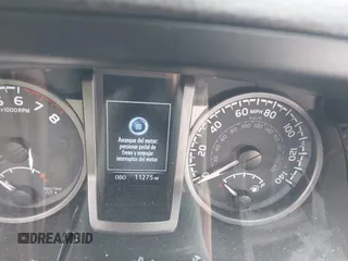 2023 Toyota Tacoma SR с VIN 3TMCZ5AN3PM649180, выставлен на аукционе IAAI как лот 42418511 с пробегом 11 275 миль миль и . История ставок и продаж доступна на DreamBid. Изображение 7.