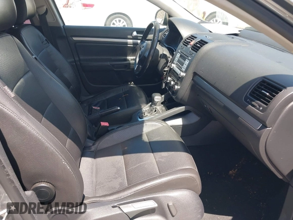2010 Volkswagen Jetta SE with VIN 3VWRZ7AJ9AM153873, listed as a IAAI auction lot 42212777 with 126,158 mi miles and . Bid and sale history available at DreamBid. Image 5.
