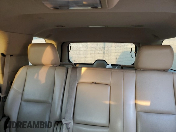 2014 GMC Yukon Denali z VIN 1GKS1EEF7ER180648, wystawiony jako Copart lot #79656084 z przebiegiem Nie podano mil oraz Szkoda całkowita • Salvage title. Historia ofert i sprzedaży dostępna na DreamBid. Obrazek 10.