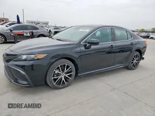 2021 Toyota Camry SE Nightshade with VIN 4T1G11AK6MU583802, listed as a Copart auction lot 51330545 with 6,827 mi miles and Salvage Title. Bid and sale history available at carsss.com. Image 1.