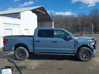 2023 Ford F-150 XL with VIN 1FTEW1E81PFA49918, listed as a IAAI auction lot 41560333 with 32,172 mi miles. Bid and sale history available at carsss.com. Image 13.