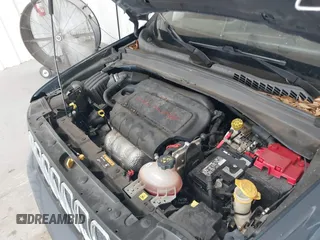 2020 Jeep Renegade Latitude with VIN ZACNJABB0LPL65586, listed as a IAAI auction lot 42347921 with 54,853 mi miles and . Bid and sale history available at DreamBid. Image 6.