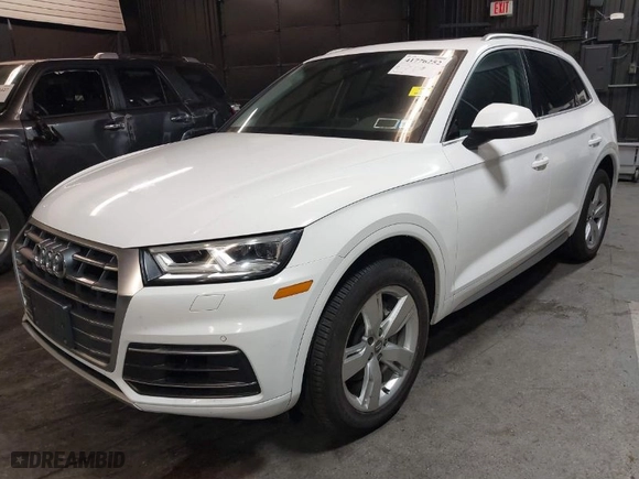 2018 Audi Q5 Premium Plus with VIN WA1BNAFY8J2053400, listed as a IAAI auction lot 41776252 with 104,140 mi miles. Bid and sale history available at carsss.com. Image 2.