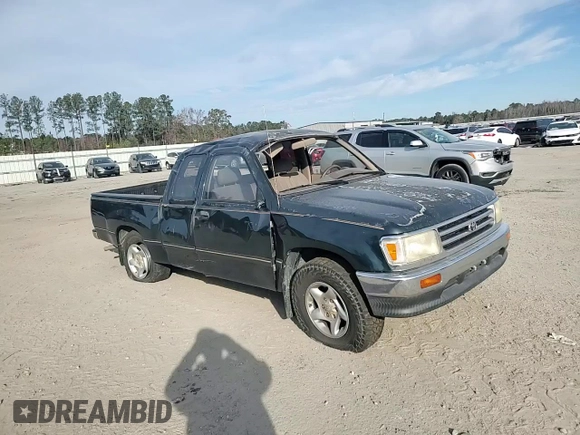 1995 Toyota T100 DX with VIN JT4VD12E1S0012010, listed as a Copart auction lot 83223154 with 253,492 mi miles and Salvage Title. Bid and sale history available at DreamBid. Image 11.