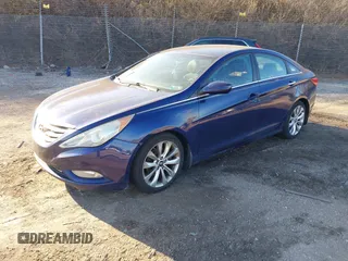 2012 Hyundai Sonata Limited with VIN 5NPEC4AC1CH391633, listed as a IAAI auction lot 41902936 with 117,935 mi miles and . Bid and sale history available at carsss.com. Image 2.