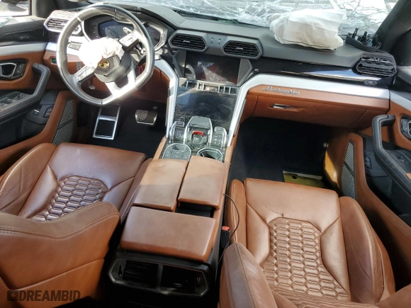 2021 Lamborghini Urus with VIN ZPBUA1ZL3MLA15560, listed as a Copart auction lot 87871715 with 30,693 mi miles and Non Repairable. Bid and sale history available at carsss.com. Image 8.