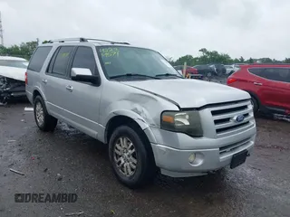 2010 Ford Expedition Limited z VIN 1FMJU2A5XAEB71496, wystawiony jako IAAI lot #42234571 z przebiegiem 267 867 mil mil oraz . Historia ofert i sprzedaży dostępna na DreamBid. Obrazek 1.