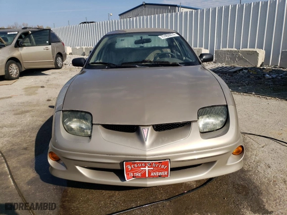 2002 Pontiac Sunfire SE with VIN 1G2JB524327349633, listed as a Copart auction lot 77403974 with 157,610 mi miles and Salvage Title. Bid and sale history available at carsss.com. Image 5.