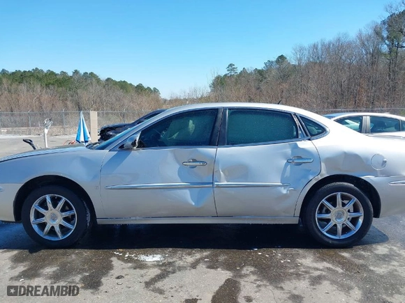 2007 Buick LaCrosse CXL with VIN 2G4WD582771164535, listed as a IAAI auction lot 41610108 with NaN miles. Bid and sale history available at carsss.com. Image 14.