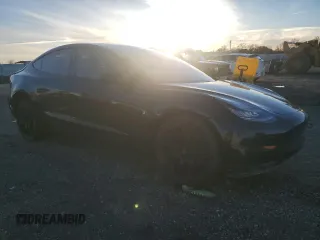 2020 Tesla Model 3 Performance z VIN 5YJ3E1EC1LF719481, wystawiony jako Copart lot #86930884 z przebiegiem 69 645 mil mil oraz Szkoda całkowita • Salvage title. Historia ofert i sprzedaży dostępna na DreamBid. Obrazek 4.