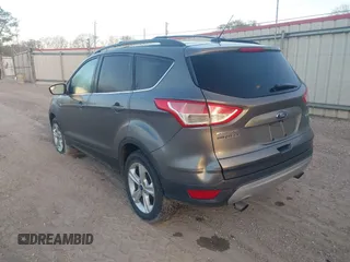 2014 Ford Escape SE with VIN 1FMCU0G91EUB05180, listed as a IAAI auction lot 41758185 with 186,042 mi miles. Bid and sale history available at carsss.com. Image 3.