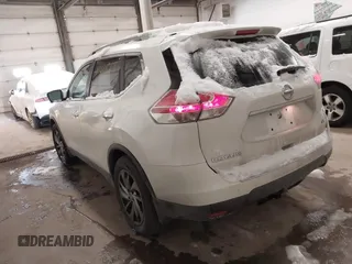 2015 Nissan Rogue SL with VIN 5N1AT2MT2FC836925, listed as a IAAI auction lot 41480969 with 152,210 mi miles. Bid and sale history available at carsss.com. Image 3.
