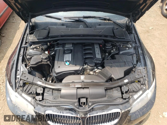 2012 BMW 3 Series 328i z VIN WBADW3C5XCE823421, wystawiony jako Copart lot #71352964 z przebiegiem 82 388 mil mil oraz Nie do naprawy • Non repairable. Historia ofert i sprzedaży dostępna na DreamBid. Obrazek 11.