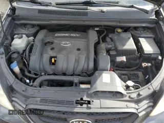 2007 Kia Rondo LX with VIN KNAFG525777082626, listed as a Copart auction lot 80005874 with 111,734 mi miles and Salvage Title. Bid and sale history available at carsss.com. Image 11.