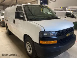 2022 Chevrolet Express Cargo Van with VIN 1GCWGAFP4N1215320, listed as a IAAI auction lot 42015461 with 34,005 mi miles. Bid and sale history available at carsss.com. Image 1.