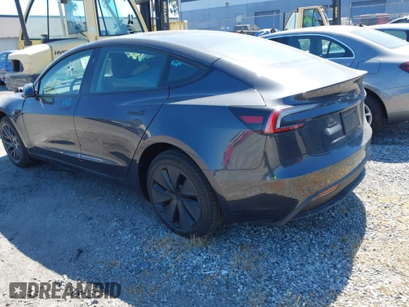 2025 Tesla Model 3 Long Range with VIN 5YJ3E1EA1SF884167, listed as a IAAI auction lot 41976320 with 3,146 mi miles and . Bid and sale history available at DreamBid. Image 3.