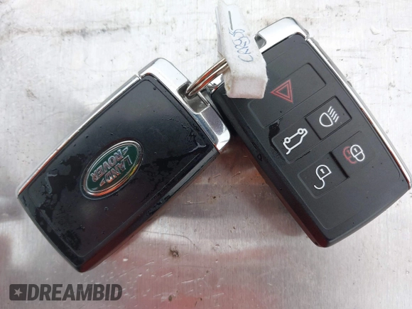 2024 Land Rover Range Rover SE z VIN SALKP9E96RA092327, wystawiony jako IAAI lot #42336138 z przebiegiem 41 600 mil mil oraz . Historia ofert i sprzedaży dostępna na DreamBid. Obrazek 11.