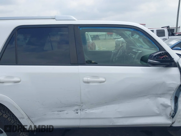 2016 Toyota 4Runner Limited with VIN JTEBU5JR1G5387870, listed as a IAAI auction lot 41944390 with 145,876 mi miles and . Bid and sale history available at DreamBid. Image 13.