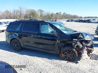 2025 Kia Carnival SX with VIN KNDNE5K35S6472142, listed as a IAAI auction lot 41280650 with 4,181 mi miles and . Bid and sale history available at DreamBid. Image 13.