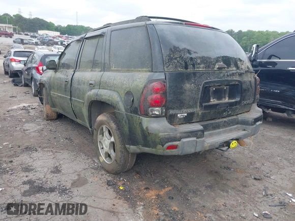 2004 Chevrolet TrailBlazer LS with VIN 1GNDT13S242171832, listed as a IAAI auction lot 42107560 with 1 mi miles. Bid and sale history available at carsss.com. Image 3.