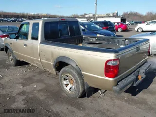 2002 Ford Ranger XL with VIN 1FTYR14U62TA05457, listed as a IAAI auction lot 42044540 with 214,458 mi miles. Bid and sale history available at carsss.com. Image 3.