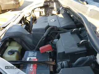 2011 Toyota Sienna LE z VIN 5TDKK3DC2BS173107, wystawiony jako IAAI lot #43498489 z przebiegiem 258 029 mil mil oraz . Historia ofert i sprzedaży dostępna na DreamBid. Obrazek 19.